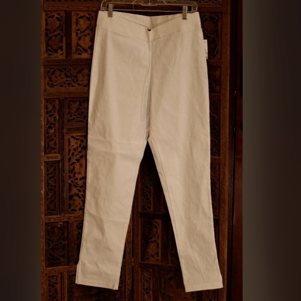 White capris